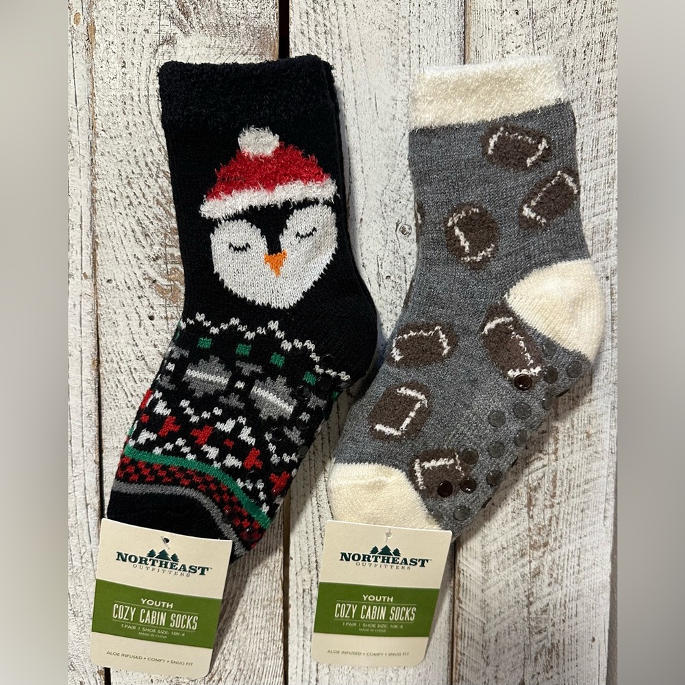 Bundle of Youth Cozy Cabin Socks  - NIP/NWT